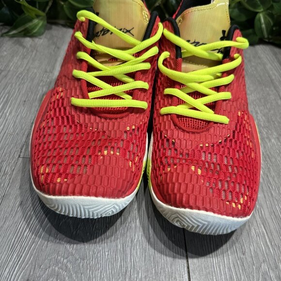 Under Armour Anatomix Spawn 3 CLRSHFT Red Basketball Shoe 3024777-600 W8.5/M7 main image 7